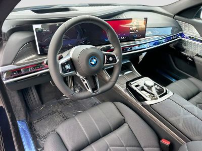 2026 BMW i7 — photo 7 view