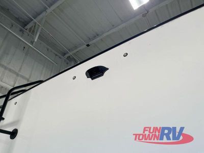 2022 Forest River RV No Boundaries - Photo 8