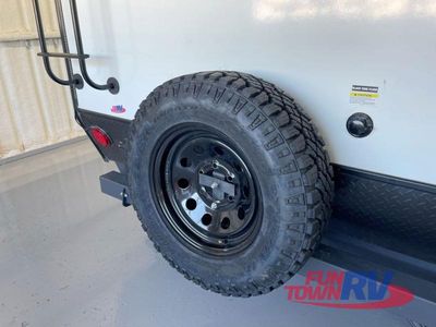 2022 Forest River RV No Boundaries - Photo 9