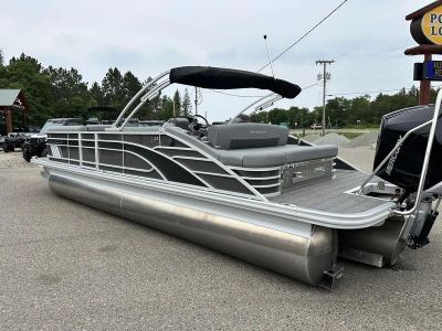 2024 Bennington 25 LSB NA — front three-quarter view