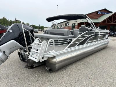2024 Bennington 25 LSB — side profile view