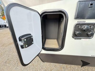 2026 Forest River RV Rockwood Ultra Lite - Photo 10