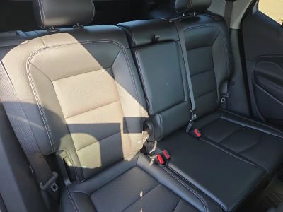 2023 GMC Terrain — photo 14 view