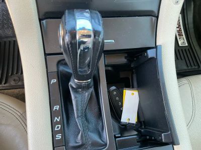 2016 Ford Taurus - Photo 12