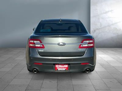 2016 Ford Taurus - Photo 5