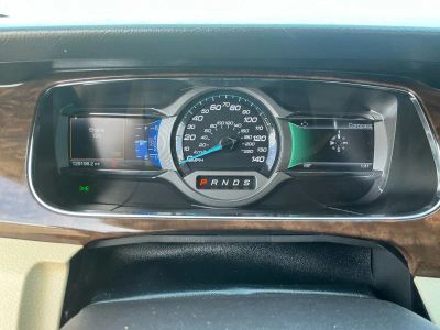 2016 Ford Taurus - Photo 10