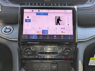 2025 Jeep Grand Cherokee — photo 19 view