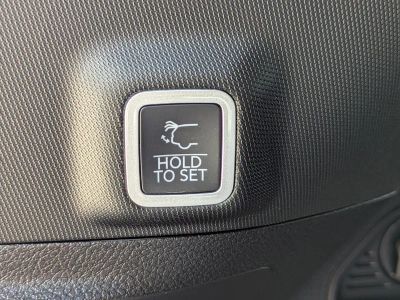 2025 Jeep Grand Cherokee — photo 13 view