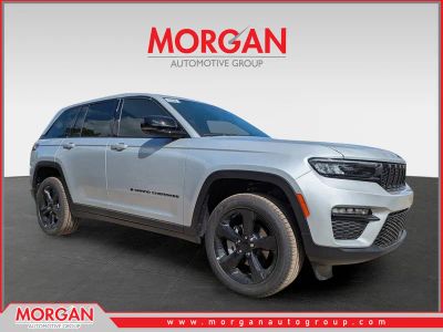 2025 Jeep Grand Cherokee Limited in Silver — front three-quarter view
