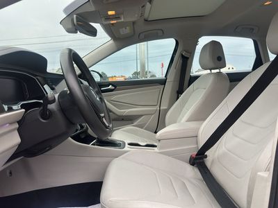 2021 Volkswagen Jetta - Photo 14