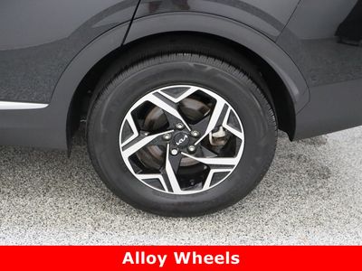 2024 Kia Sportage AWD — photo 10 view