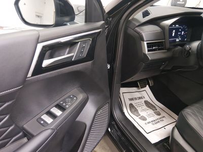 2025 Mitsubishi Outlander - Photo 13