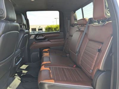 2024 GMC Sierra 2500HD — photo 13 view