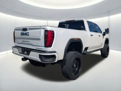 2024 GMC Sierra 2500HD — detail view