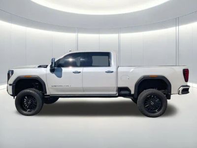 2024 GMC Sierra 2500HD — photo 8 view
