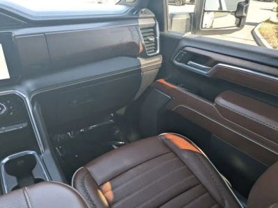 2024 GMC Sierra 2500HD — photo 17 view