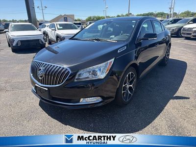 2016 Buick LaCrosse - Photo 1