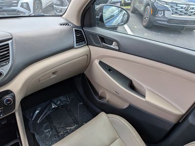 2018 Hyundai Tucson - Photo 18