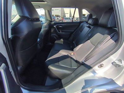 2024 Toyota RAV4 - Photo 16