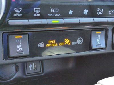 2024 Toyota RAV4 - Photo 14
