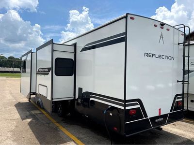 2026 Grand Reflection Travel Trailer - Photo 4