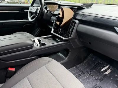 2025 GMC Acadia — photo 11 view