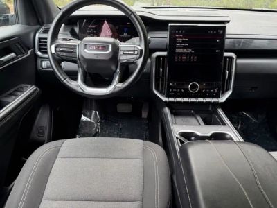2025 GMC Acadia — photo 15 view