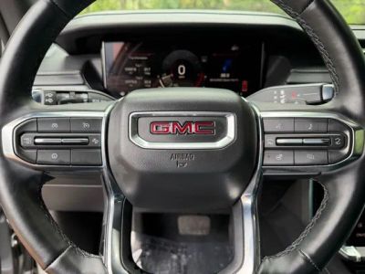 2025 GMC Acadia — photo 23 view