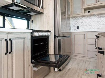 2024 Keystone RV Avalanche - Photo 19