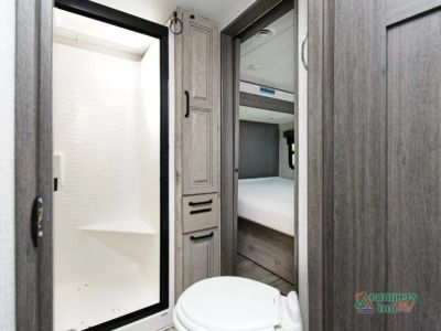 2024 Keystone RV Avalanche - Photo 29