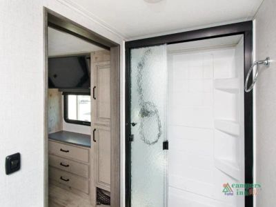 2024 Keystone RV Avalanche - Photo 28