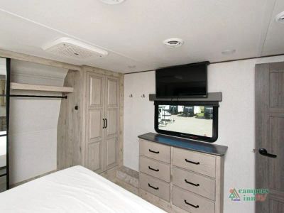 2024 Keystone RV Avalanche - Photo 31