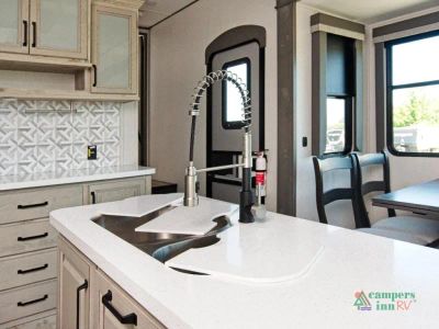 2024 Keystone RV Avalanche - Photo 17