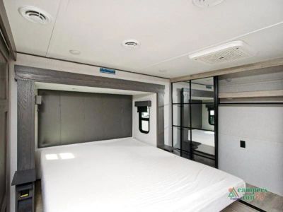 2024 Keystone RV Avalanche - Photo 32