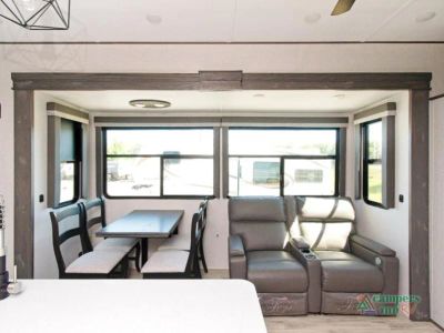 2024 Keystone RV Avalanche - Photo 11