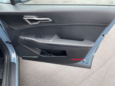 2026 Kia Sportage Hybrid — photo 21 view