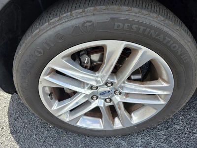 2016 Ford Explorer — photo 10 view