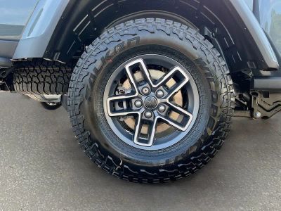 2026 Jeep Gladiator — photo 29 view
