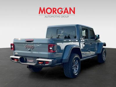 2026 Jeep Gladiator — photo 7 view