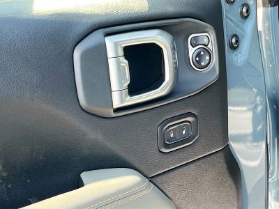 2026 Jeep Gladiator — photo 18 view
