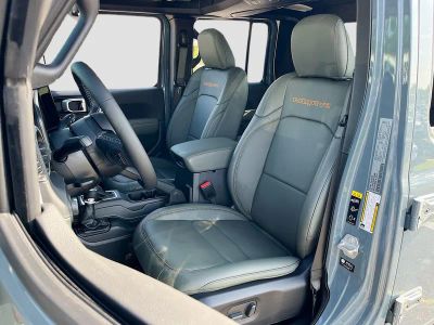 2026 Jeep Gladiator — photo 21 view