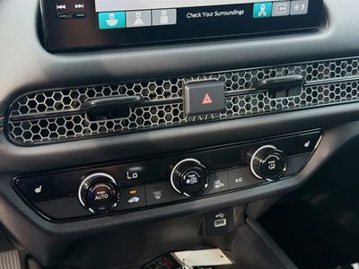 2025 Honda HR-V - Photo 14