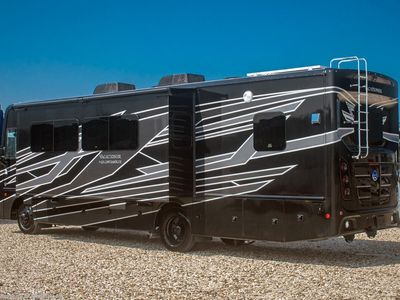 2026 Holiday Rambler Vacationer - Photo 2