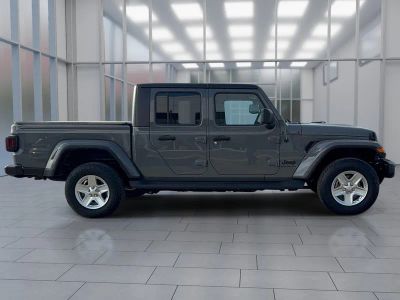 2022 Jeep Gladiator — rear three-quarter view