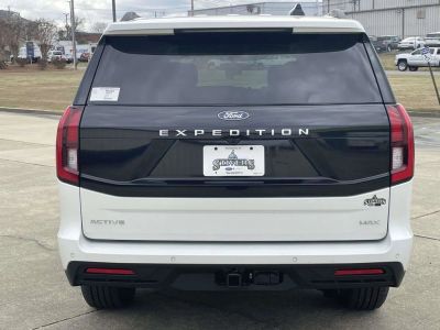 2026 Ford Expedition - Photo 4