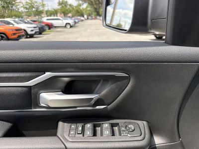 2026 Ram 1500 — photo 16 view
