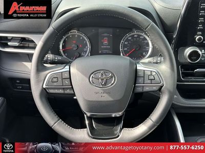 2020 Toyota Highlander - Photo 18