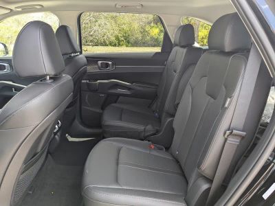 2026 Kia Sorento — photo 15 view