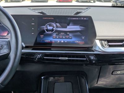 2025 BMW X1 - Photo 16
