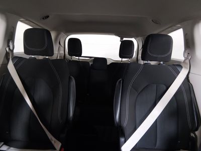 2023 Chrysler Voyager - Photo 17